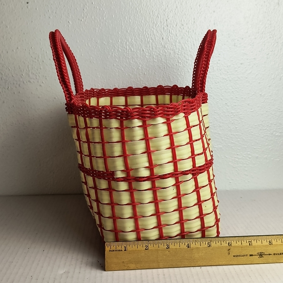 Woven Plastic Camping Basket With Handle Small Tan & Red - Picture 8 of 8